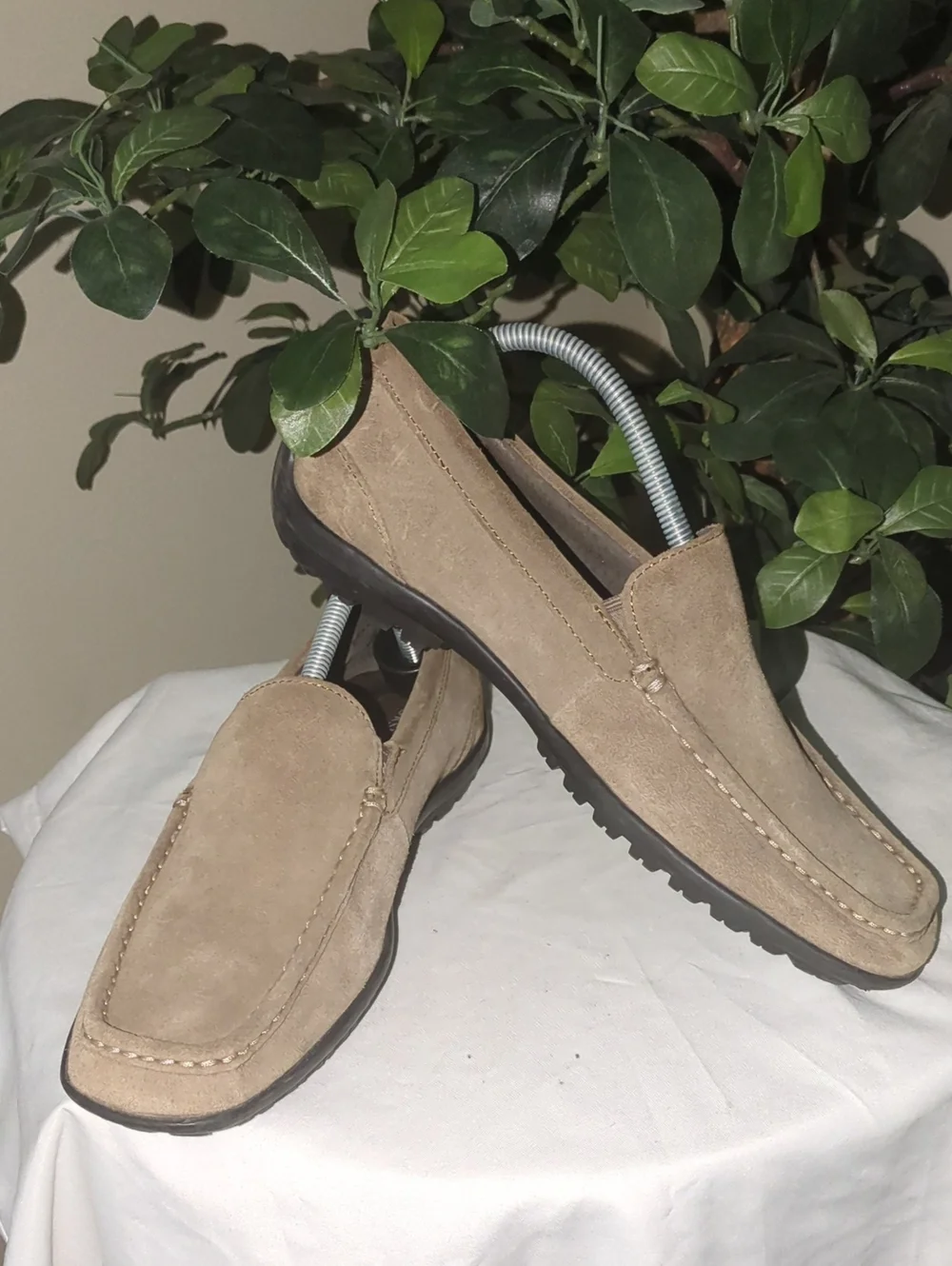 💥EUC!💥Men's Florsheim Suede Slip-On Loafers in Light Taupe